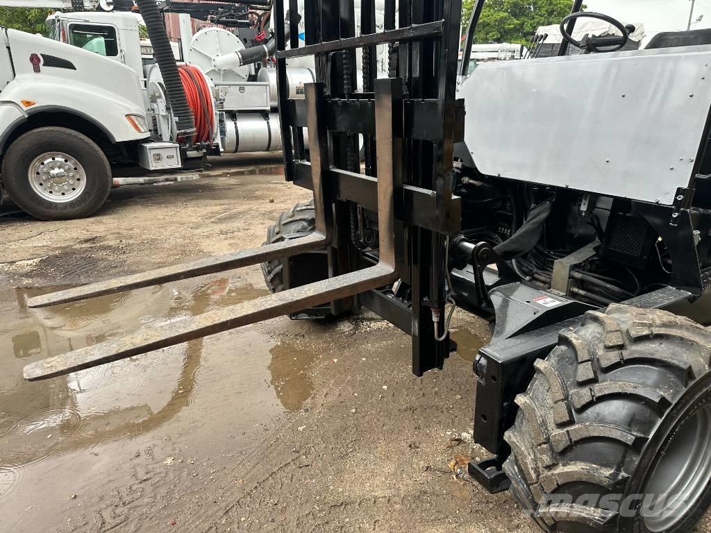 Palfinger CR50 험지용 트럭