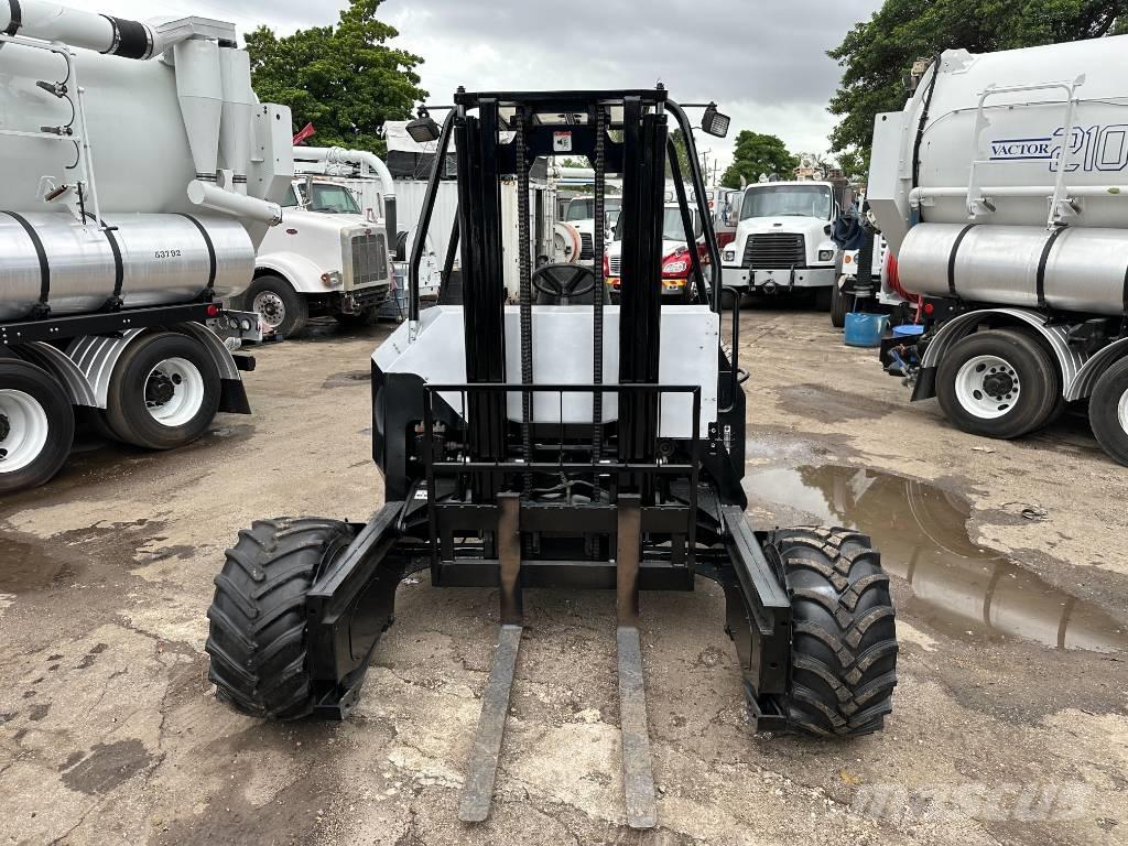 Palfinger CR50 험지용 트럭