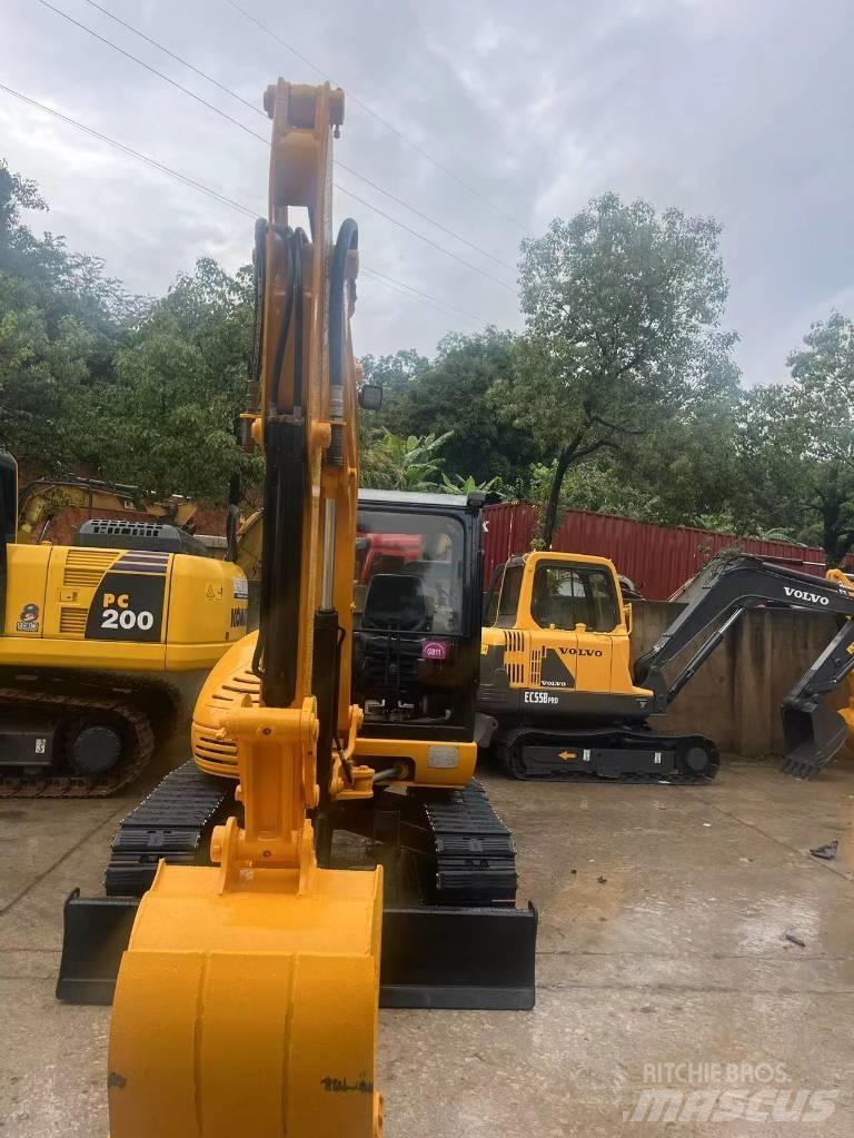 JCB 8050 대형 굴삭기 29톤 이상