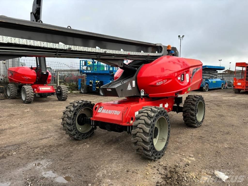 Manitou 220 TJ 견인식 전동이동 리프트