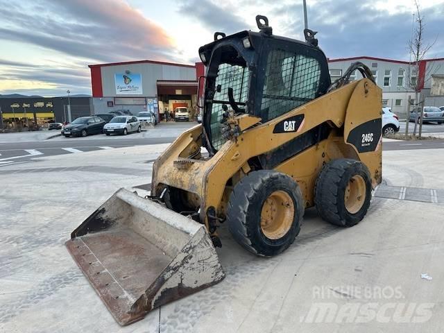 CAT 246 C  스키드로더