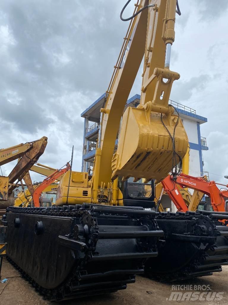 CAT 320 C 수륙양용 굴삭기