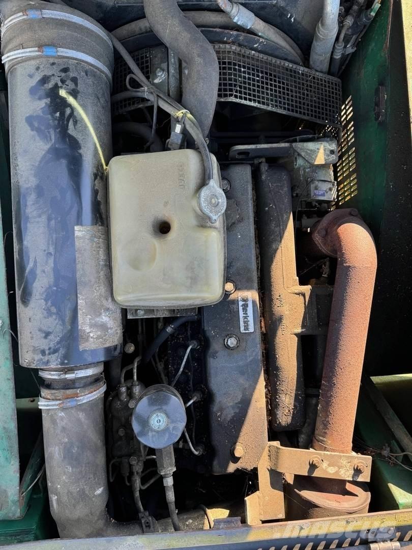 Timberjack 870B 원목 하베스터