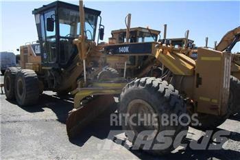 CAT 140K 그레이더
