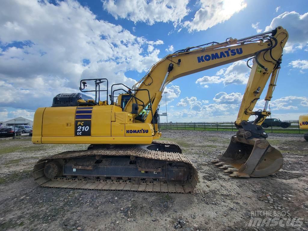 Komatsu PC210-11E0 대형 굴삭기 29톤 이상