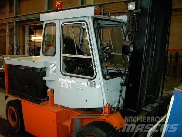 ABB AT 700 전동 지게차