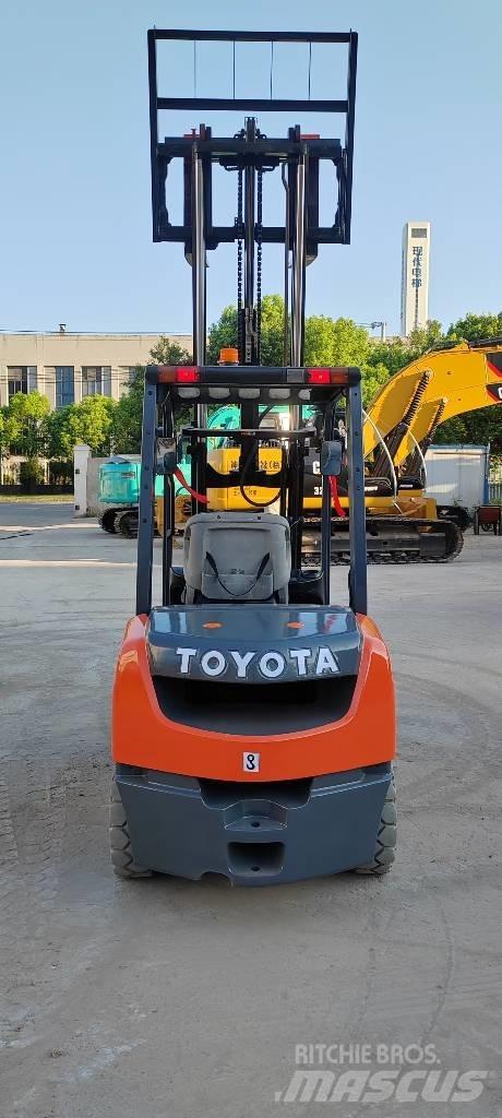 Toyota FD30 디젤 지게차