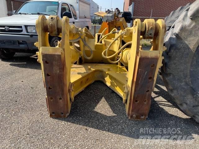 CAT D 8 R Ripper 기타 부품  