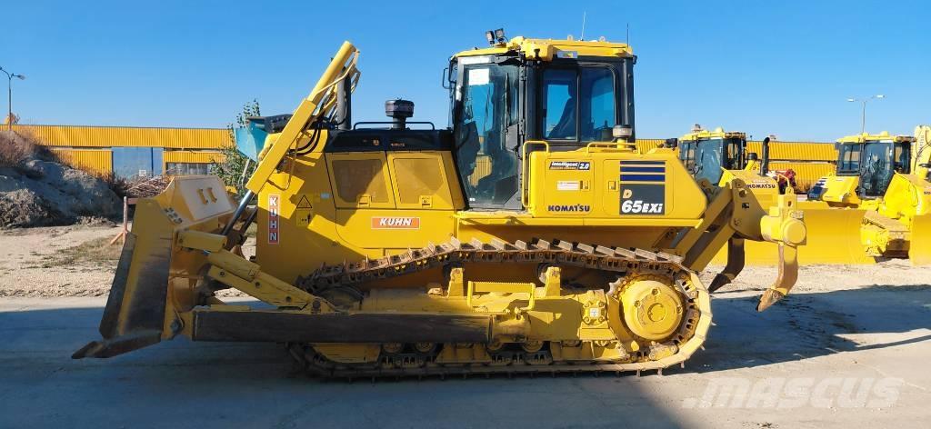 Komatsu D65EXi 크롤러 도저
