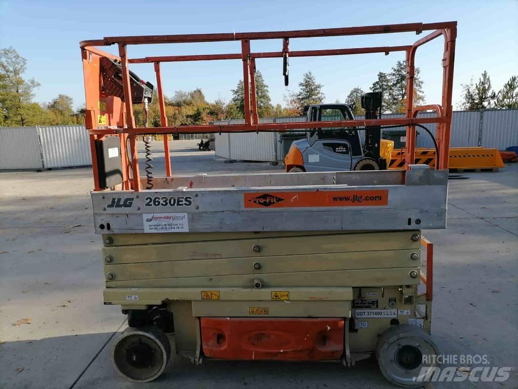 JLG 2630 ES 가위형 리프트