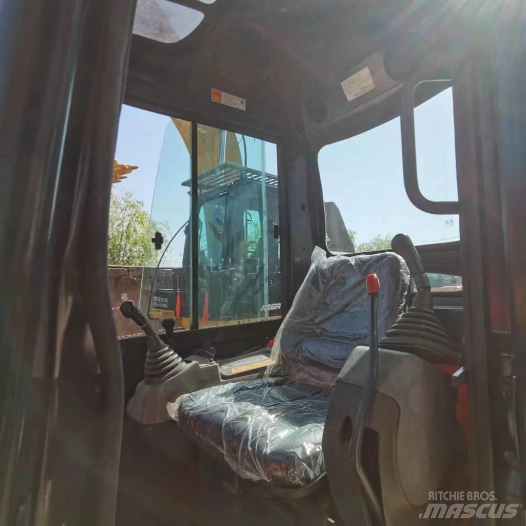 Kubota U35 소형 굴삭기 7톤 미만