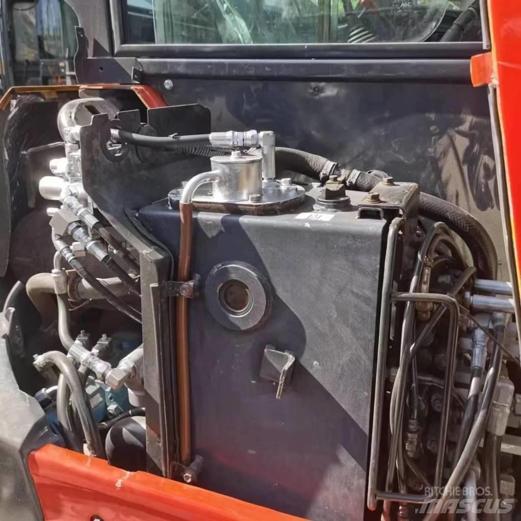 Kubota U35 소형 굴삭기 7톤 미만
