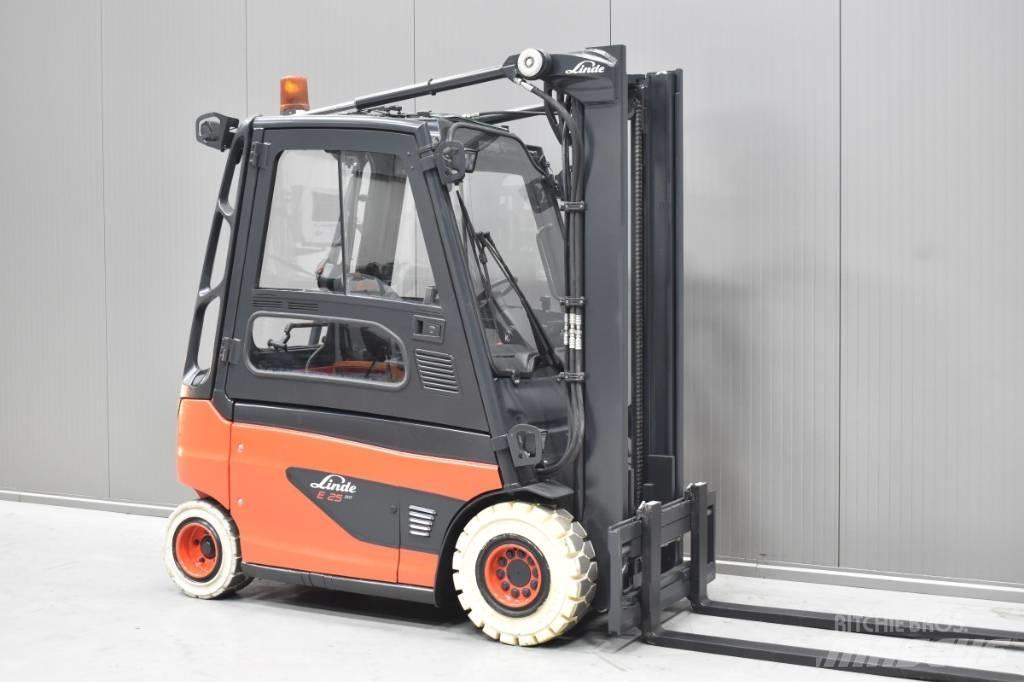 Linde E 25 전동 지게차
