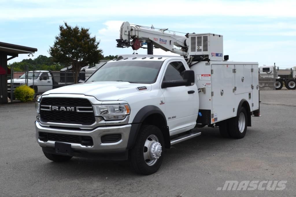 RAM 5500 시립/다목적 차량