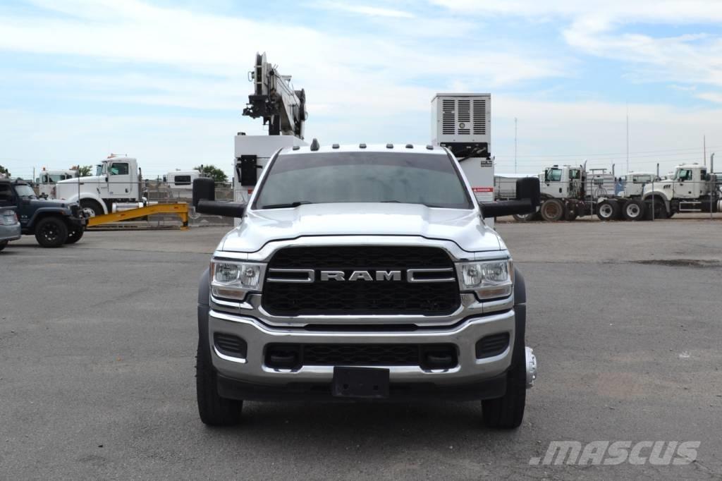 RAM 5500 시립/다목적 차량