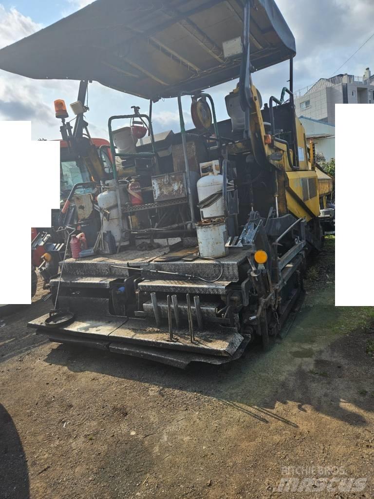 Demag DF 115 C 아스팔트 포장장비