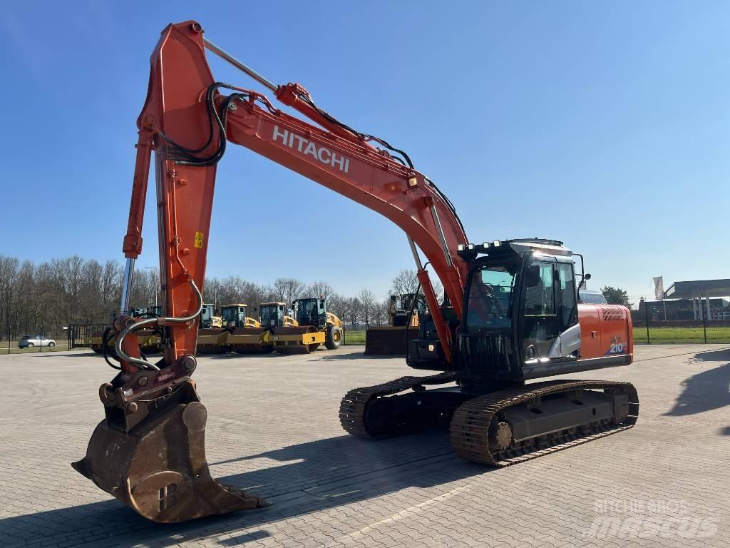Hitachi ZX 210 LC-6 대형 굴삭기 29톤 이상
