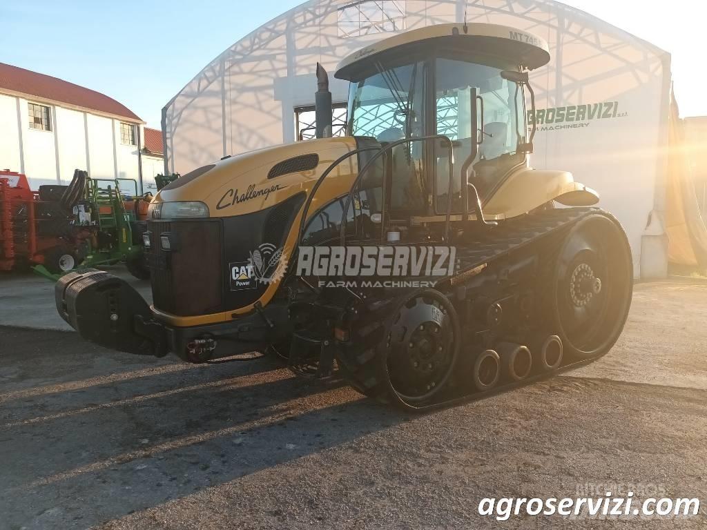 Challenger 745 B 트랙터