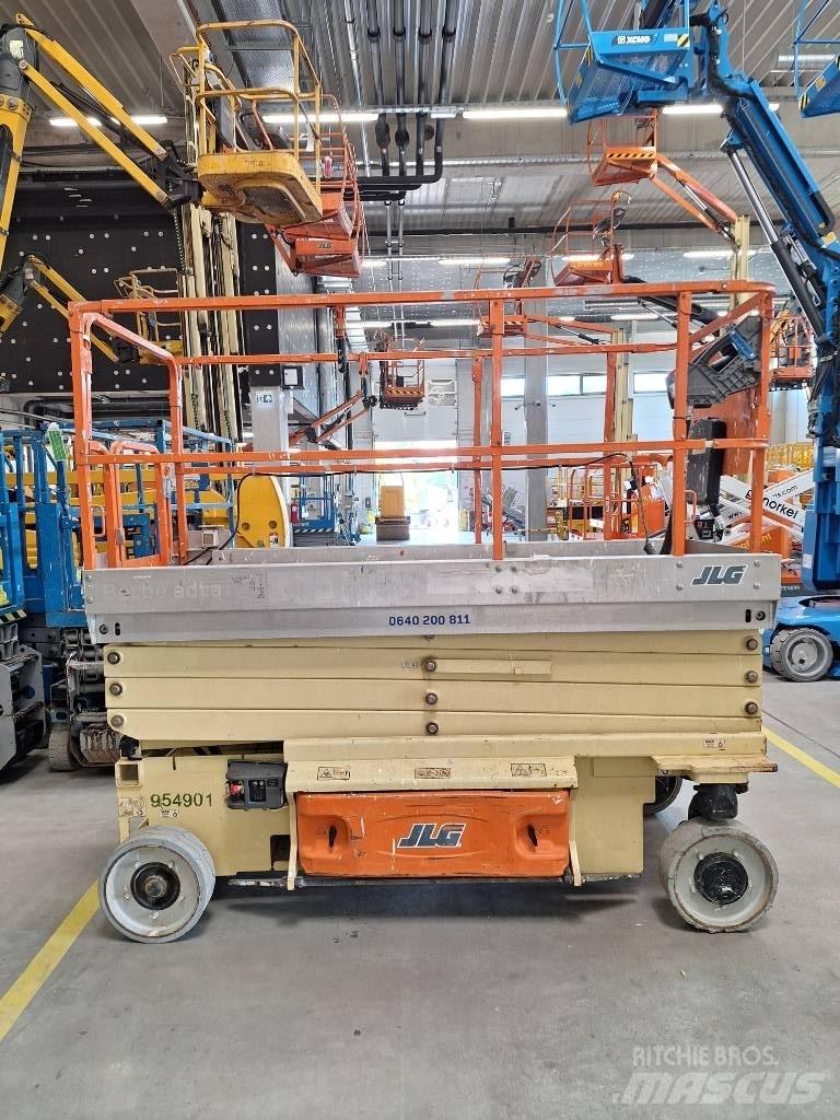 JLG 2646 ES 가위형 리프트
