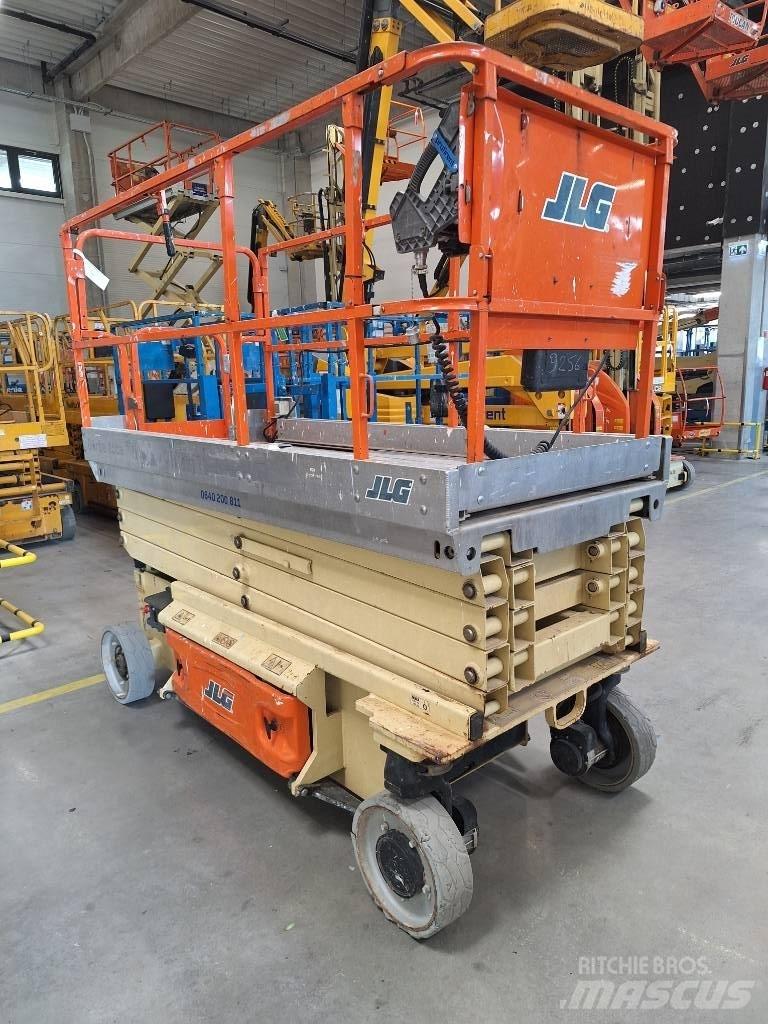JLG 2646 ES 가위형 리프트