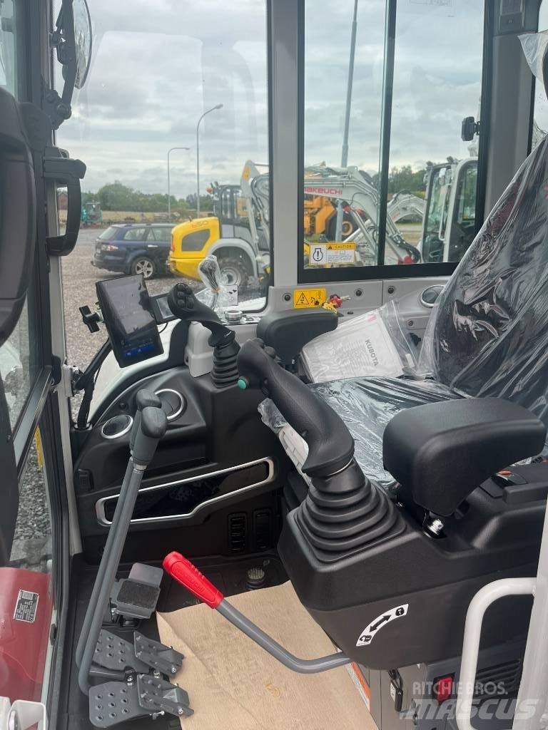 Takeuchi TB350R 소형 굴삭기 7톤 미만