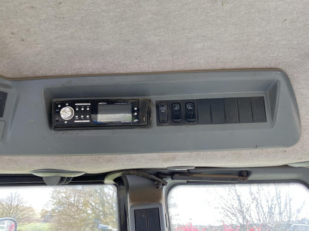 Valtra N92 HITECH 트랙터