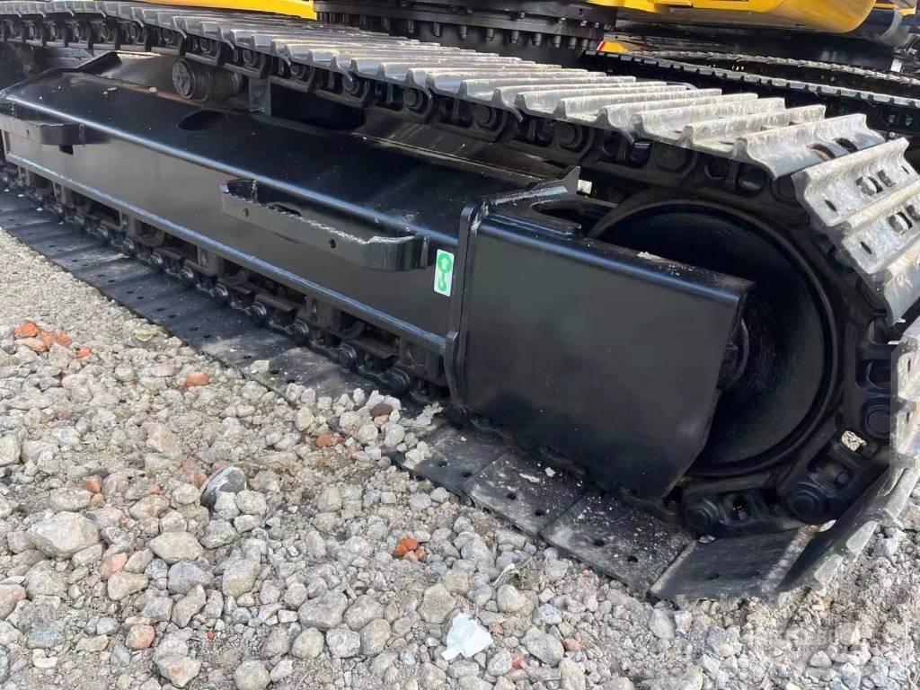 CAT 313 D 대형 굴삭기 29톤 이상