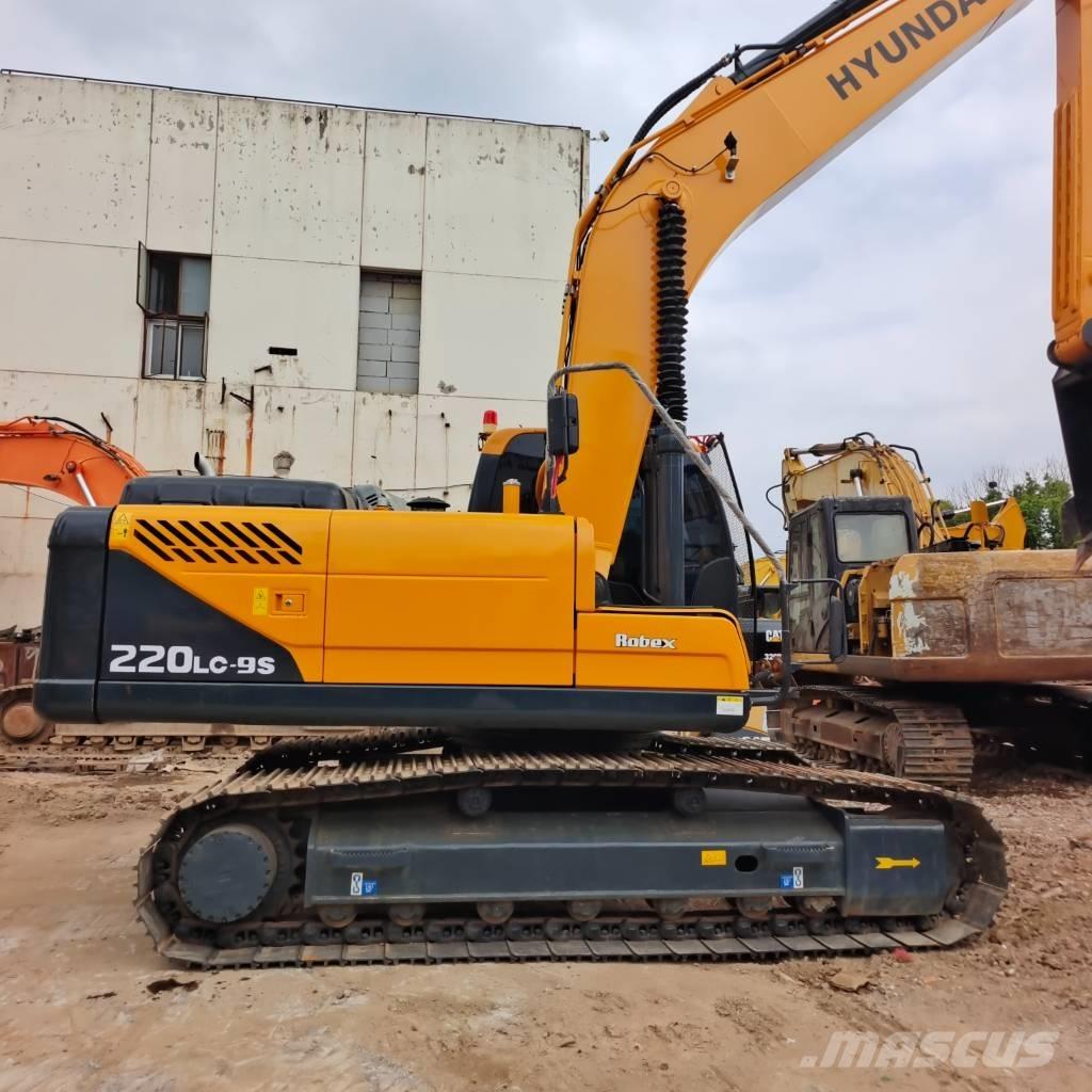 Hyundai 220LC-9T 대형 굴삭기 29톤 이상