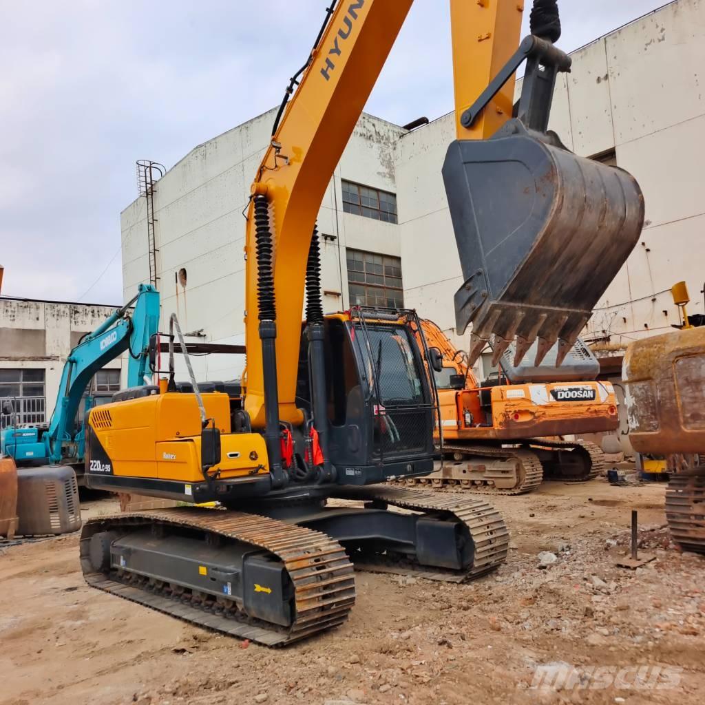 Hyundai 220LC-9T 대형 굴삭기 29톤 이상