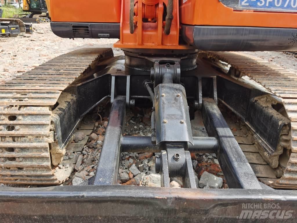 Doosan DX75 소형 굴삭기 7톤 미만