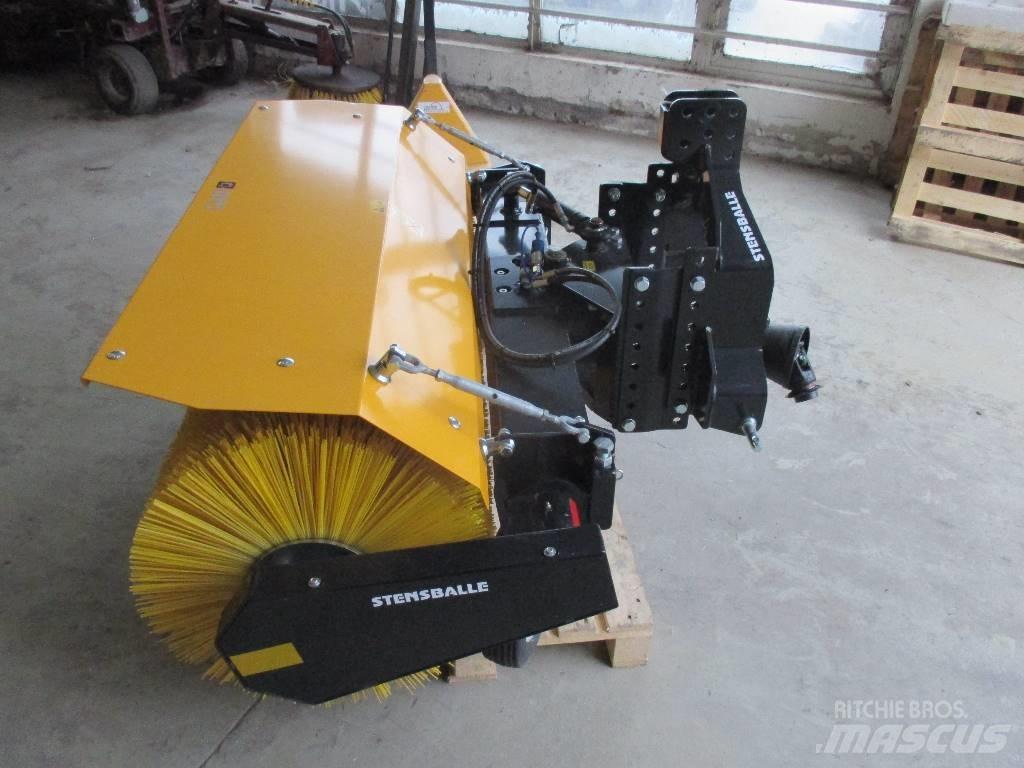 GMR FF 1500 MA 도로 청소차