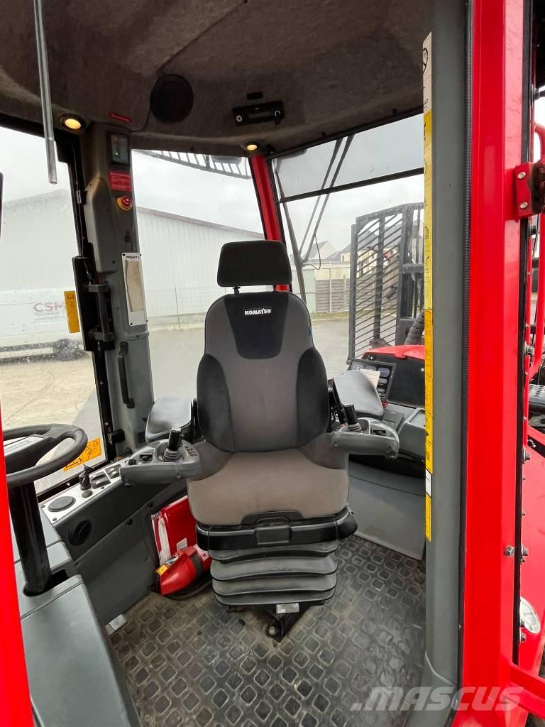 Komatsu 875 원목 포워더