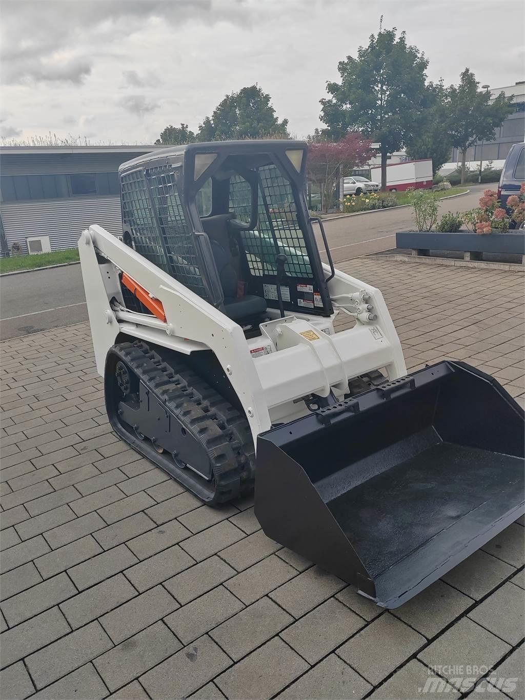 Bobcat T140 대형 굴삭기 29톤 이상