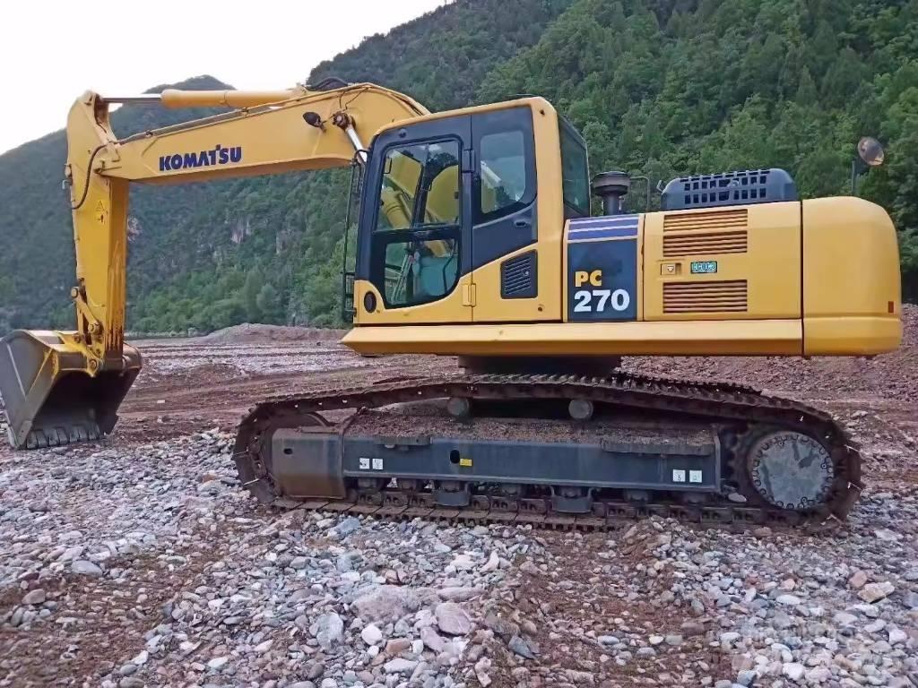 Komatsu PC 270 대형 굴삭기 29톤 이상