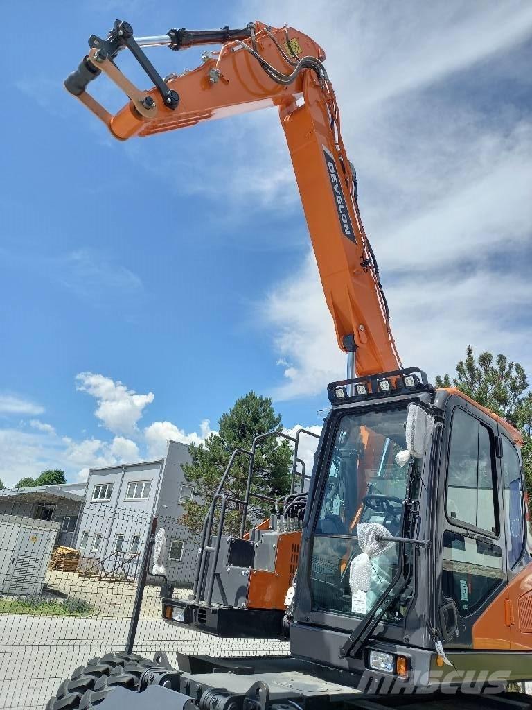 Doosan DX165WR-7K  휠 굴삭기
