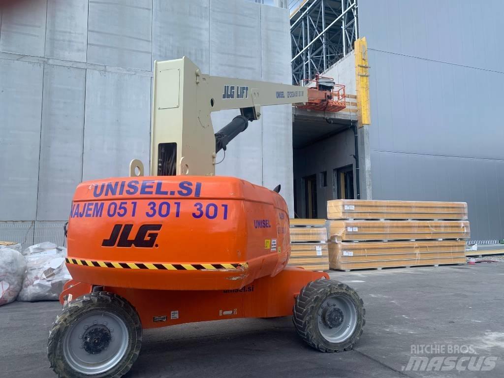 JLG 860 SJ 견인식 전동이동 리프트