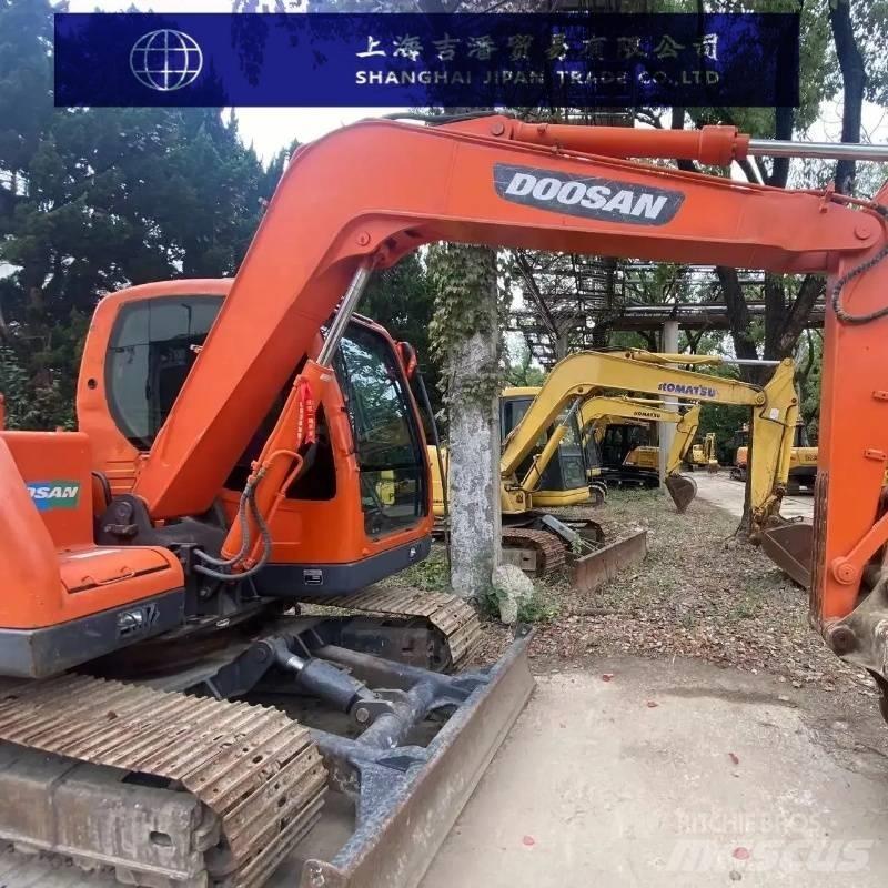 Doosan DX 75-9 C 소형 굴삭기 7톤 미만
