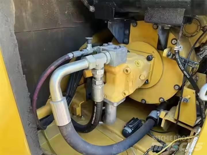CAT CAT 307 대형 굴삭기 29톤 이상