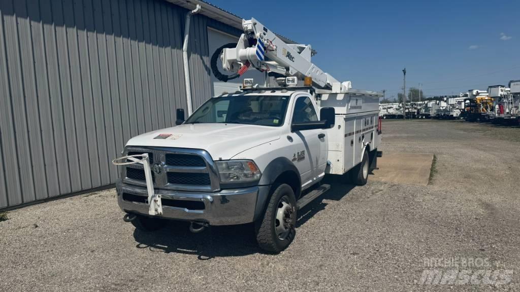 RAM 5500 트럭 탑재 고소작업대
