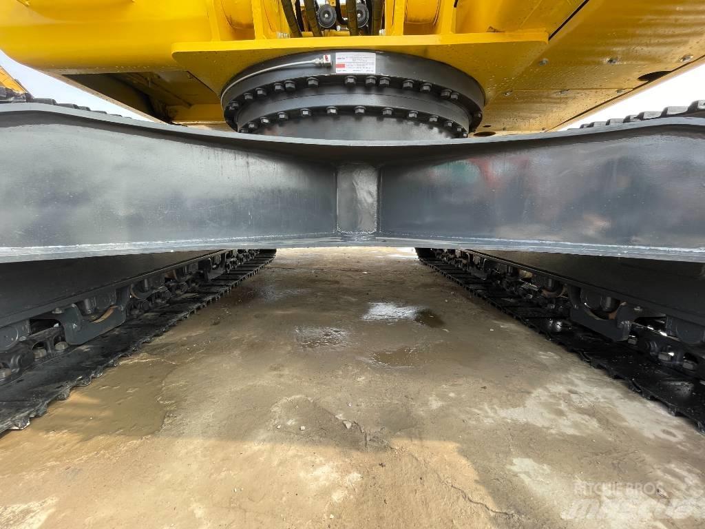 Komatsu PC220-8 대형 굴삭기 29톤 이상