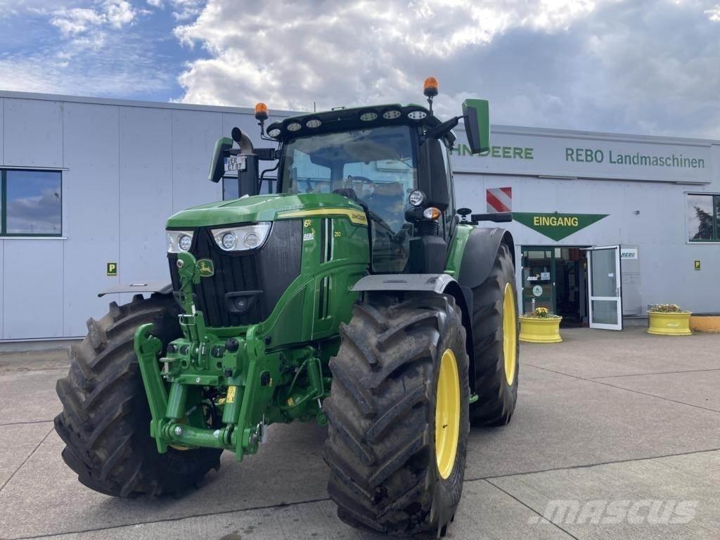 John Deere 6R 250 트랙터