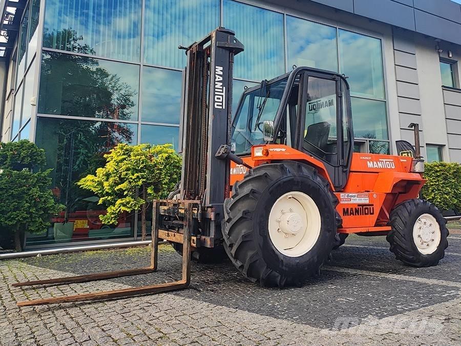 Manitou M 426 CP 험지용 트럭