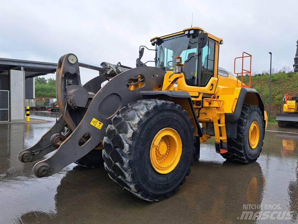 Volvo L 260 H  휠로우더