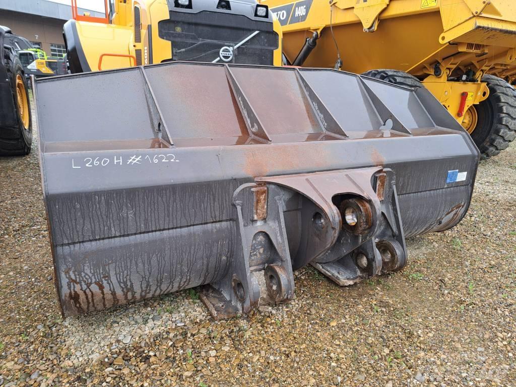 Volvo L 260 H  휠로우더