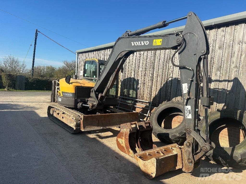 Volvo EC 88 중형굴삭기 7톤-28톤
