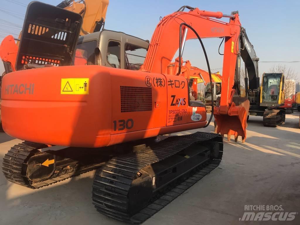 Hitachi ZX 130 대형 굴삭기 29톤 이상