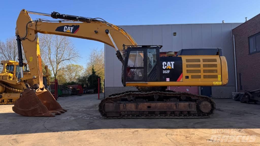 CAT 352 F 대형 굴삭기 29톤 이상