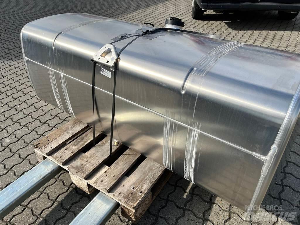 DAF XG 연료 및 첨가제 탱크