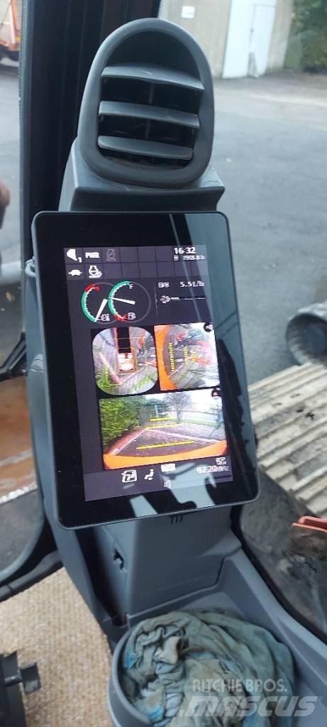 Hitachi ZX130-7 대형 굴삭기 29톤 이상