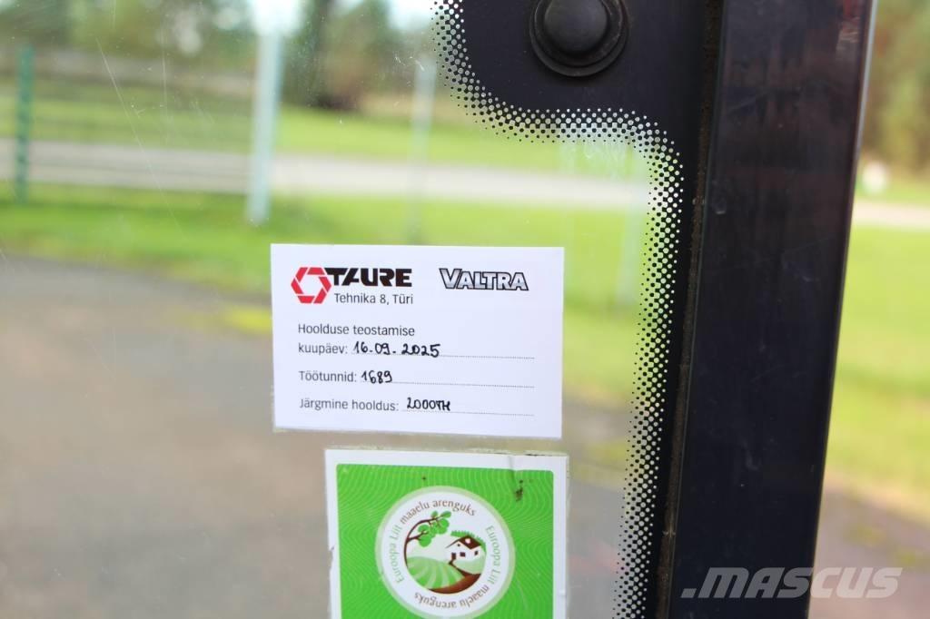 Valtra T 131 트랙터